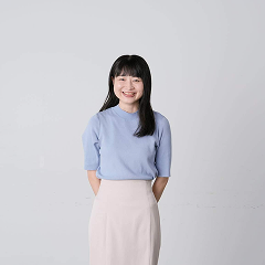 金井 明日香